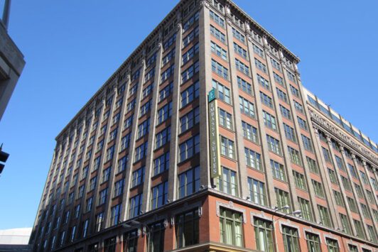 Embassy Suites St. Louis Downtown Exterior