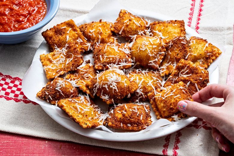 Deep-fried and stuffed with ground beef, toasted ravioli is one of St. Louis' most emblematic eats.