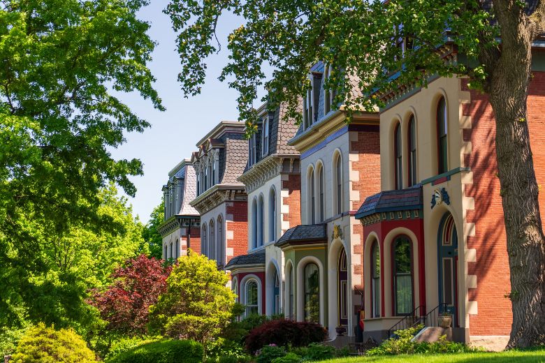 In Lafayette Square, you can marvel at meticulously restored 150-year-old Victorian mansions.