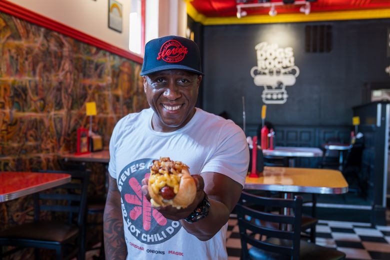 Steve's Hot Dogs is a Black-owned restaurant in St. Louis.
